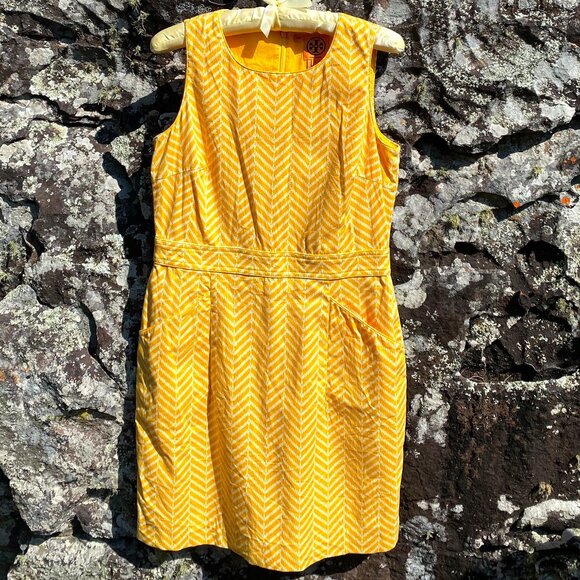Tory Burch Meryl chevron knee length Dress Excellent condition Size 6 - Picture 5 of 8